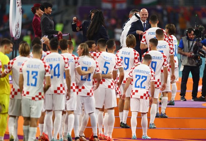 Kaiyun Sports-2018年骑士队季后赛阵容