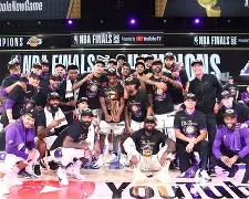 模拟器试玩- 圣安东尼奥马刺2005总决赛回放 