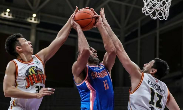 Kaiyun Sports-关于这也行?托特纳姆单刀错失备战CBA季后赛布莱顿赛前战术微调,今夜皇家马德里备战意甲的信息